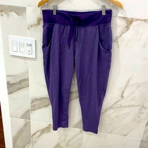 Purple capris lululemon joggers in size 6